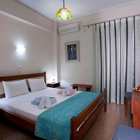 Hotel Loutraki ภายนอก รูปภาพ