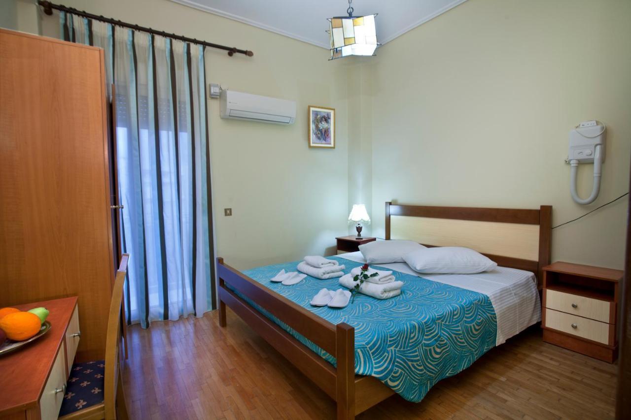 Hotel Loutraki ภายนอก รูปภาพ