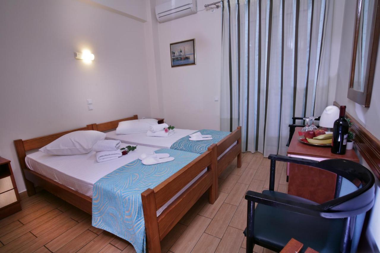 Hotel Loutraki ภายนอก รูปภาพ