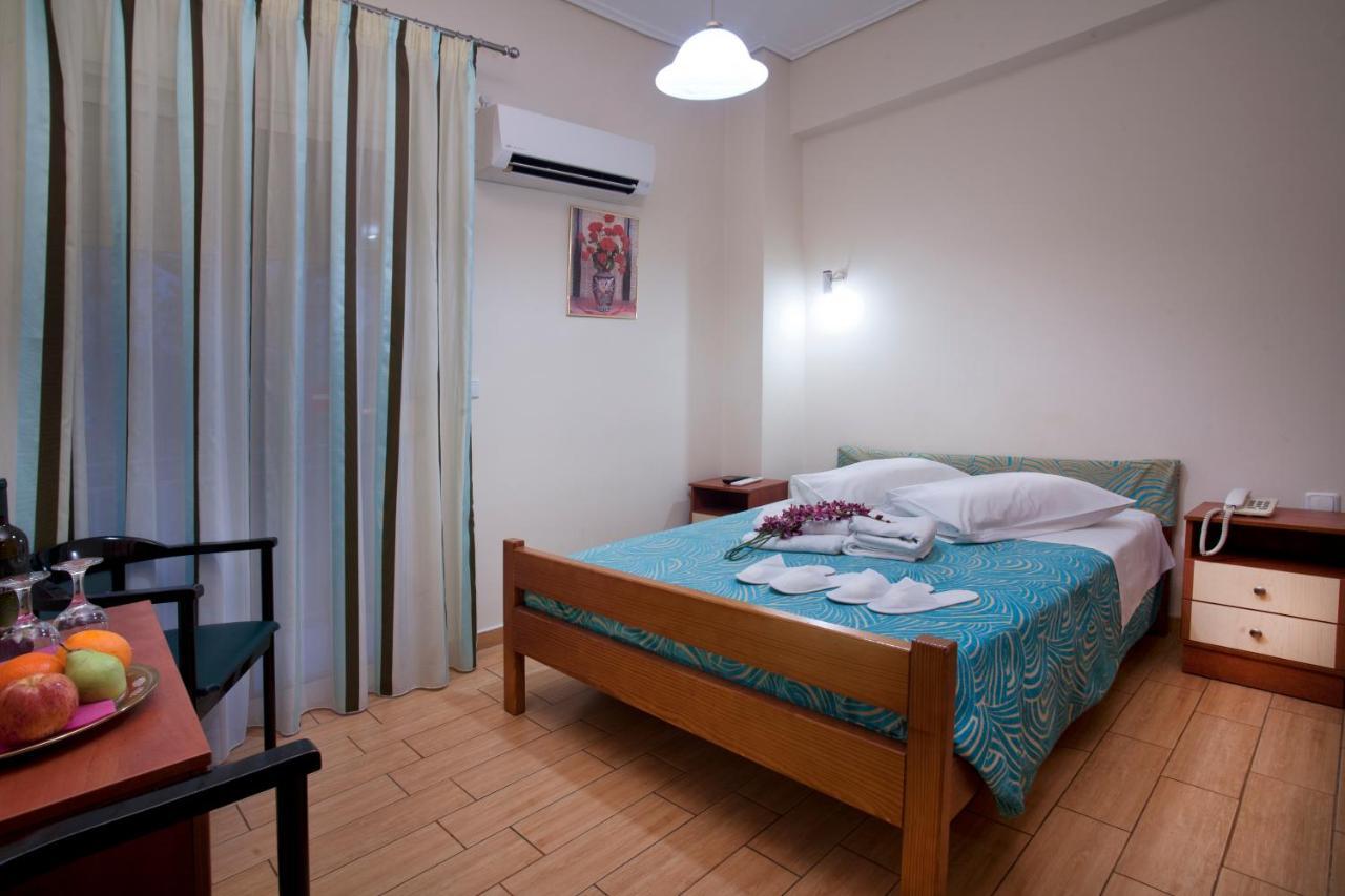 Hotel Loutraki ภายนอก รูปภาพ